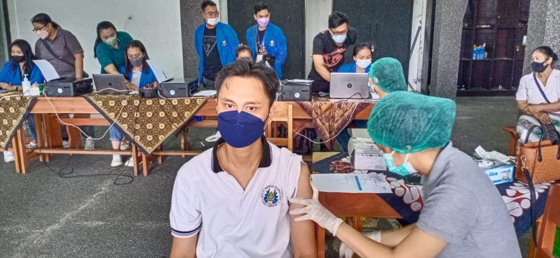 Kegitan Sosial  Vaksinasi Tahap 3 "Booster"